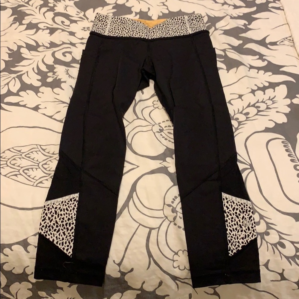 Lululemon black leggings size 2